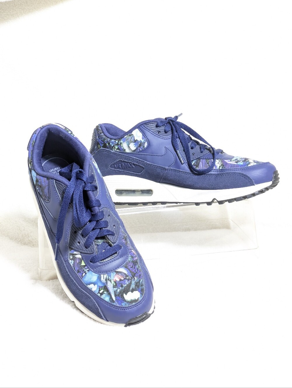Women's Nike Air Max Blue Floral Sneakers 881105-400 Athletic Activewear 9.5‎